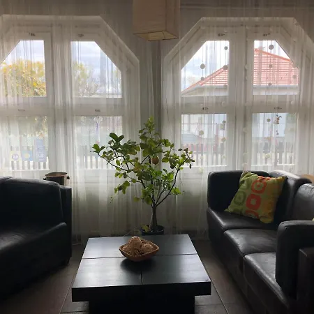 Bestapartman アパート